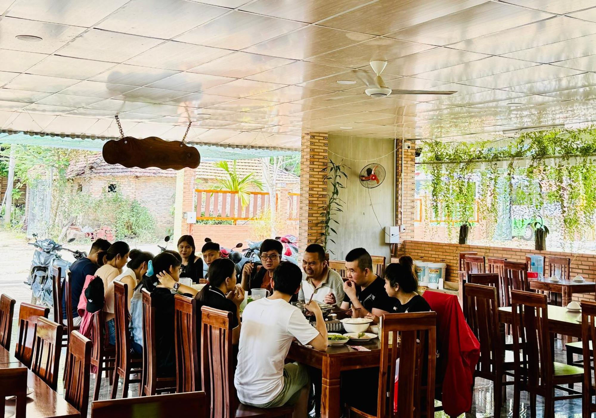 Lava Rock Viet Nam Lodge Anhfly Resort Nam กั๊ตเตียน ภายนอก รูปภาพ