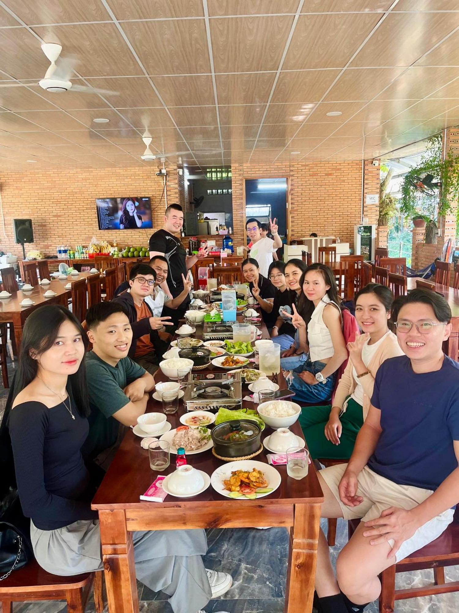 Lava Rock Viet Nam Lodge Anhfly Resort Nam กั๊ตเตียน ภายนอก รูปภาพ