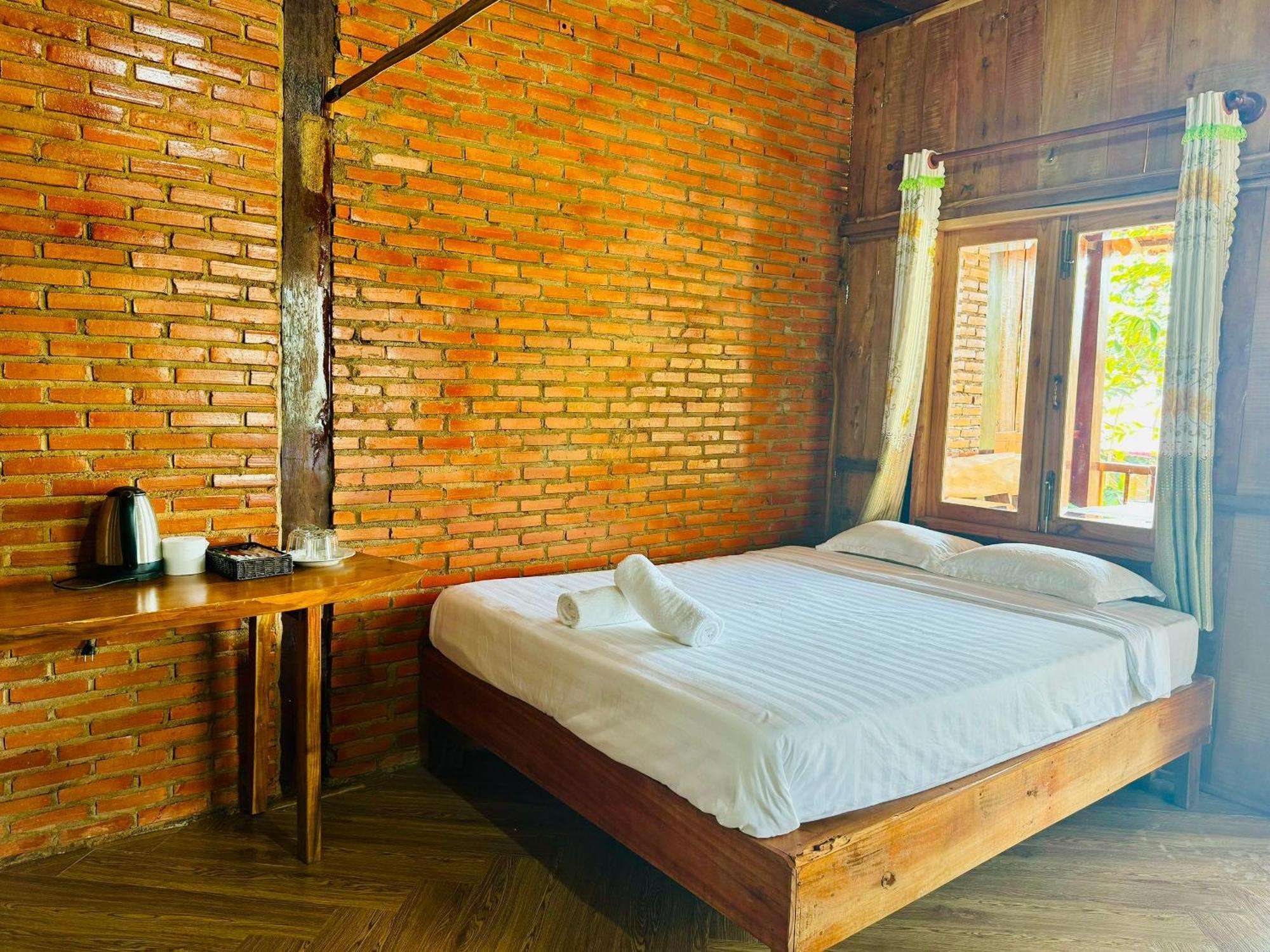 Lava Rock Viet Nam Lodge Anhfly Resort Nam กั๊ตเตียน ภายนอก รูปภาพ