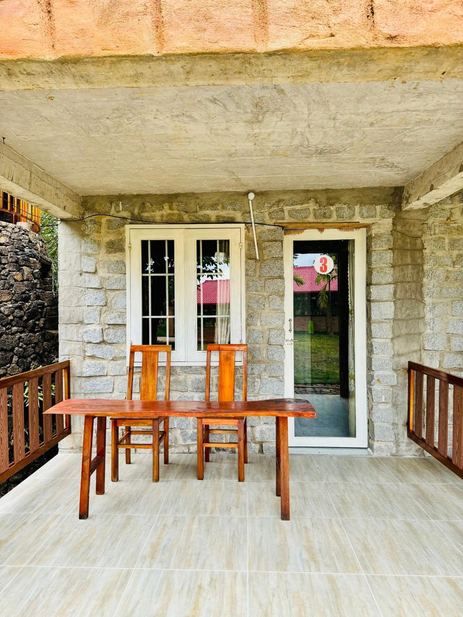 Lava Rock Viet Nam Lodge Anhfly Resort Nam กั๊ตเตียน ภายนอก รูปภาพ