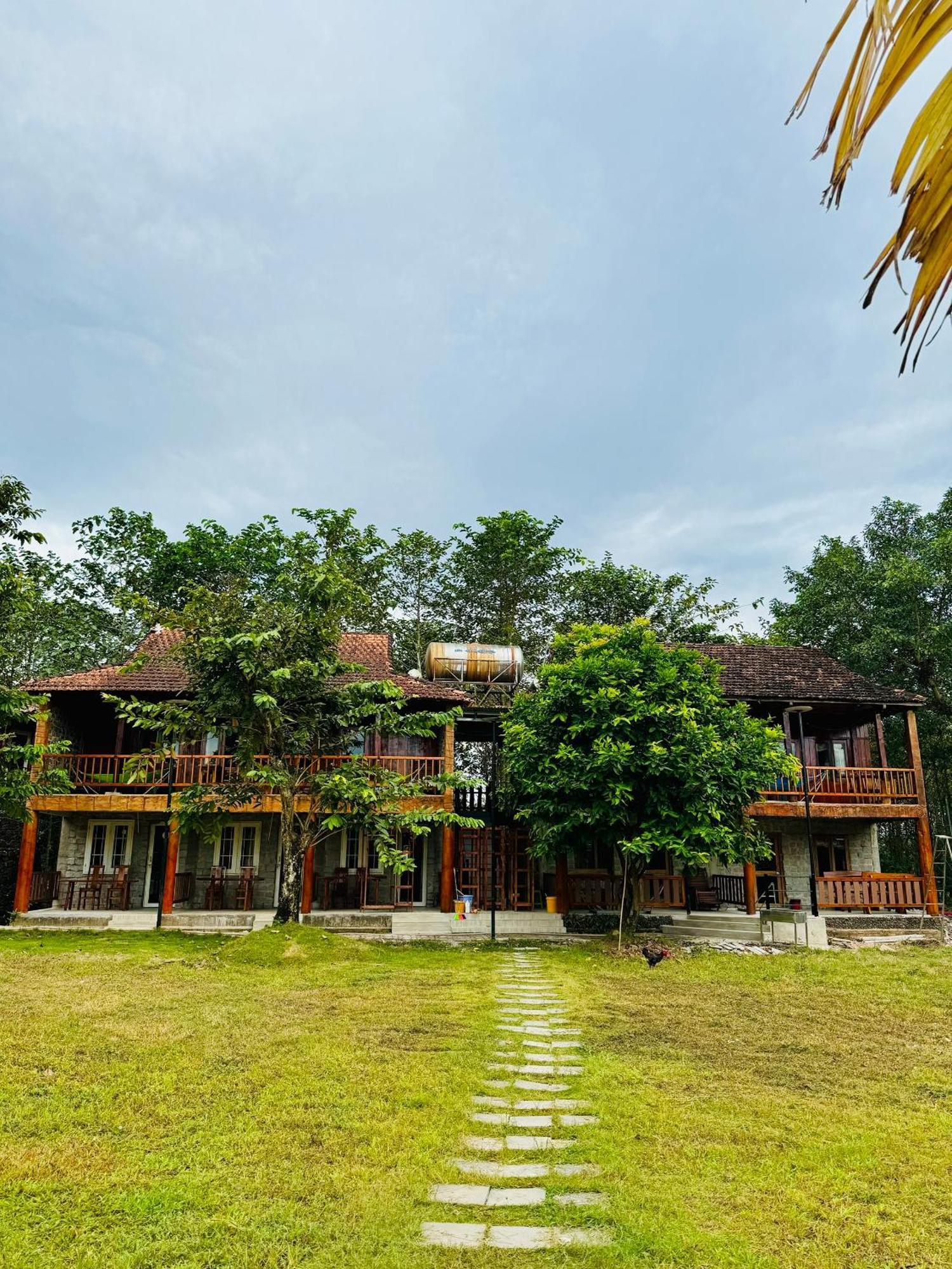 Lava Rock Viet Nam Lodge Anhfly Resort Nam กั๊ตเตียน ภายนอก รูปภาพ