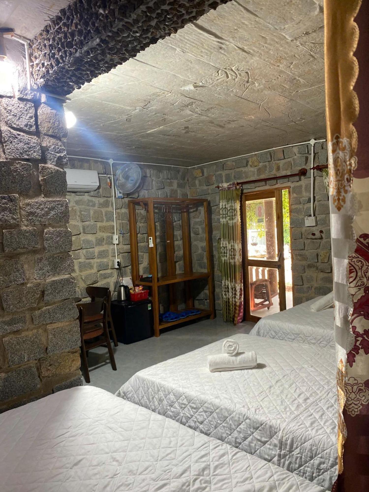 Lava Rock Viet Nam Lodge Anhfly Resort Nam กั๊ตเตียน ภายนอก รูปภาพ